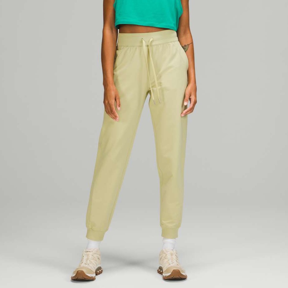 Lululemon high-rise Scuba jogger, French terry dew green